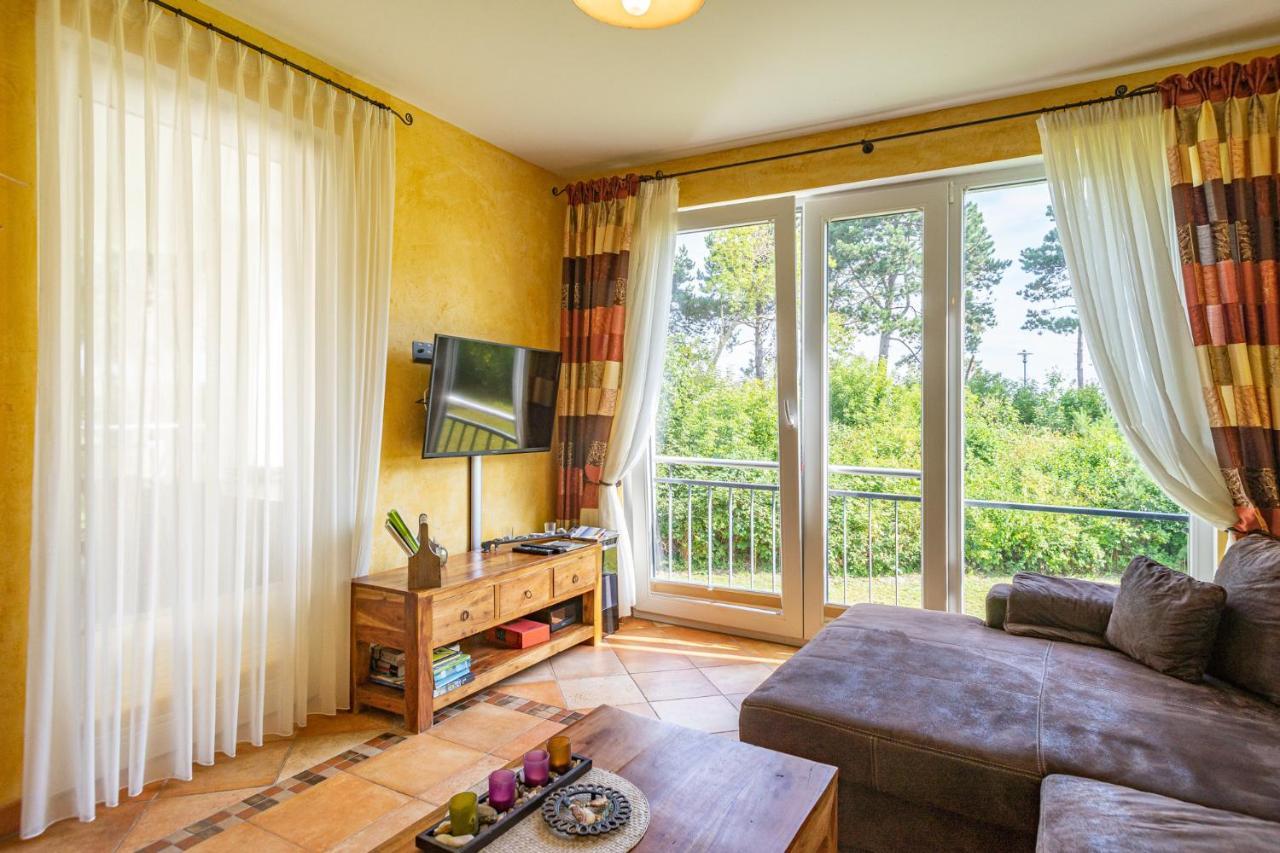 Ferienwohnung Romantica Am Strand Von Juliusruh Exterior foto